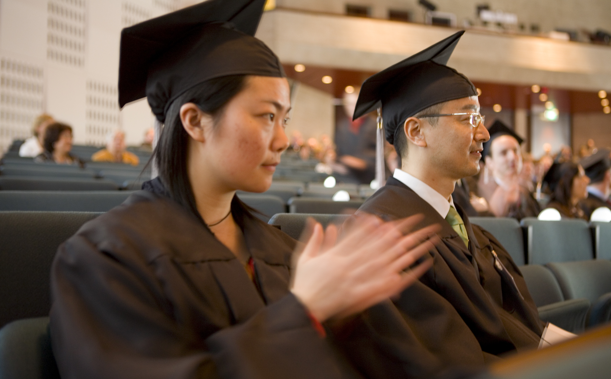 Matchmaking event op de Technische Universiteit Eindhoven. Hightechbedrijven zoals ASML, NXP en Philips houden selectiegesprekken met kandidaat-masterstudenten. De bedrijven stellen samen 18 beurzen van 5.000 euro per jaar beschikbaar. | Foto: Bart van Overbeeke | Hollands Hoogte, 2014